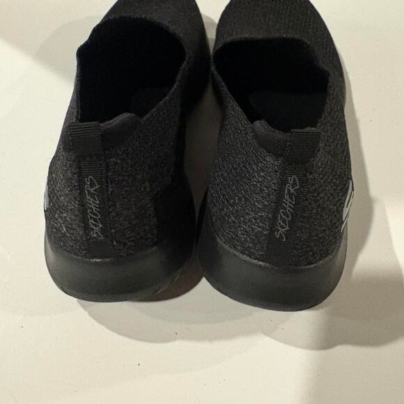 Black skechers air cooled memory foam slip ins - Picture 5 of 7